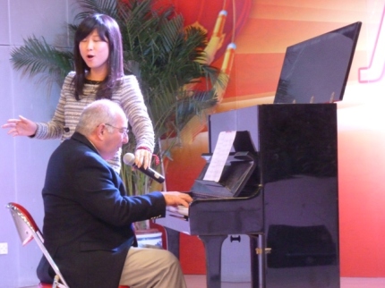 217a Li Jing and I at piano