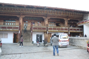 615 Tibetan dance hall